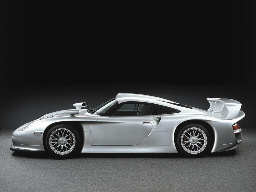 Porcshe 911 GT.jpg
